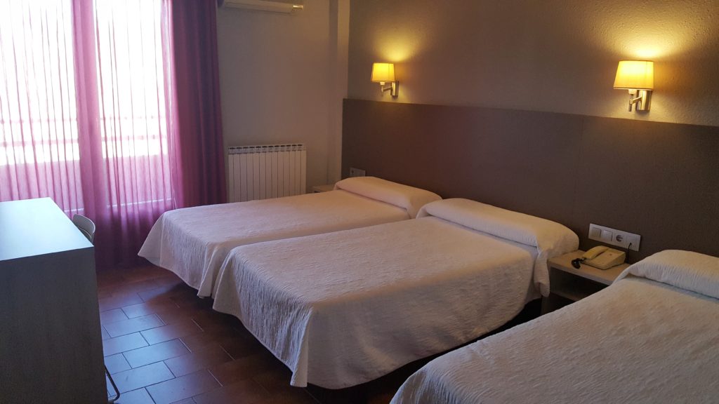 Chambre triple avec terrasse